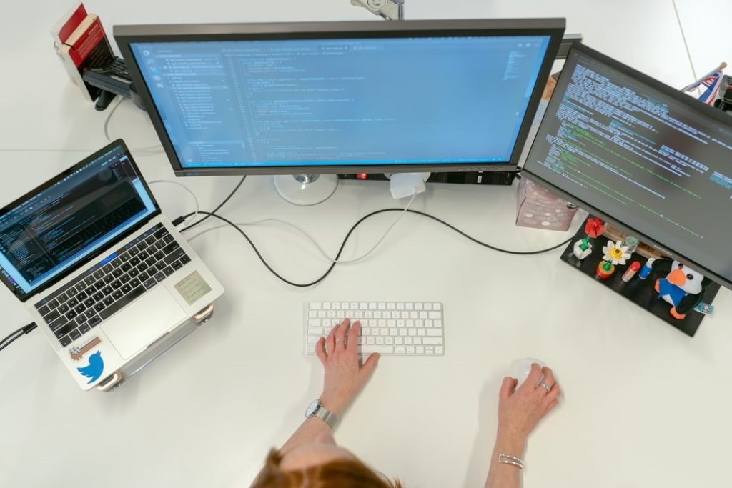 Cloud-based management platforms are one of the most important outsourcing trends in 2020. 