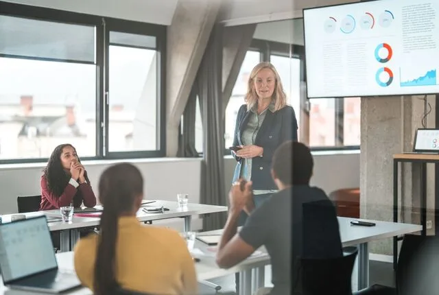 Transforming HR and Accounts Payable Processes in Banking with ARDEM’s Solutions